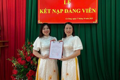 Chi bộ Trường MN Hoa Pơ Lang- Lễ kết nạp đảng viên